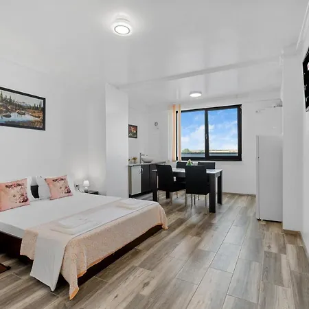 Apartamento Studio Promenada In Bulding Stefan